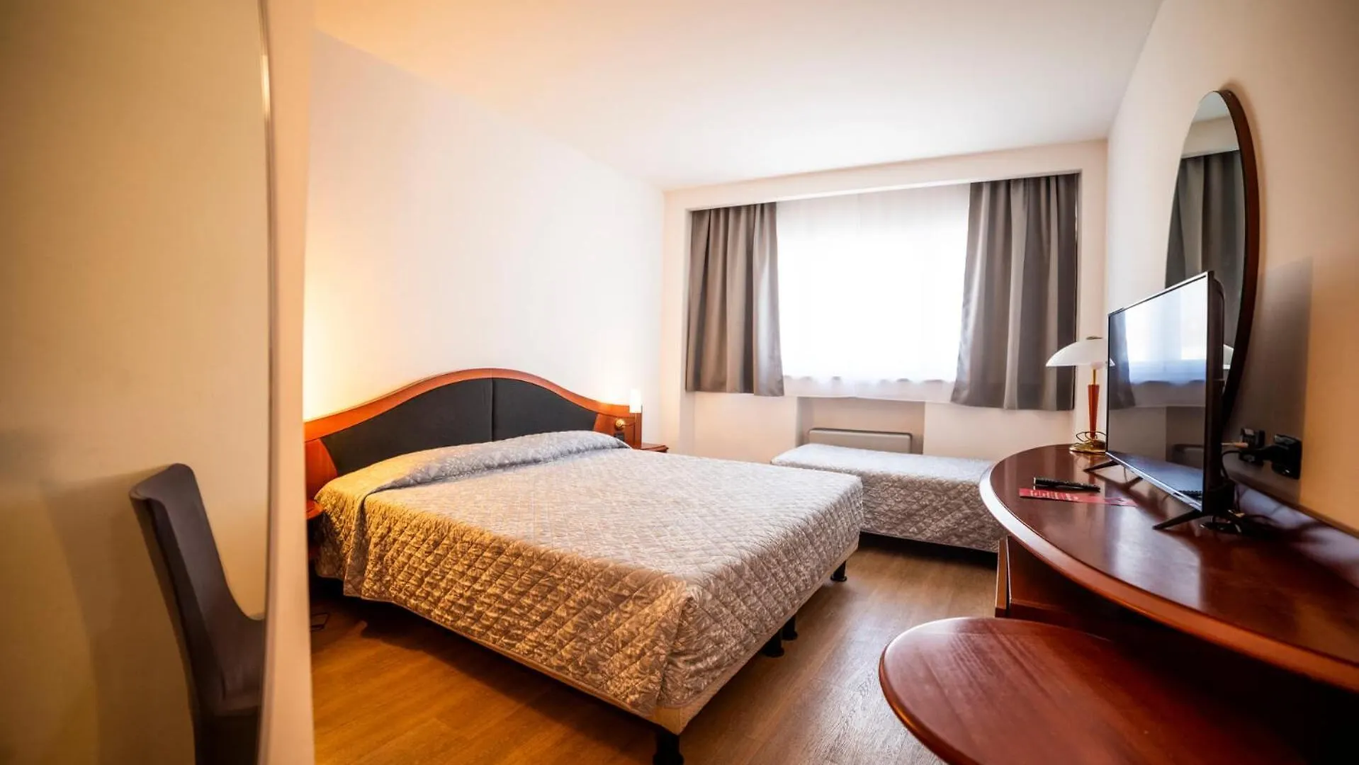 Hotel Donizetti Lallio